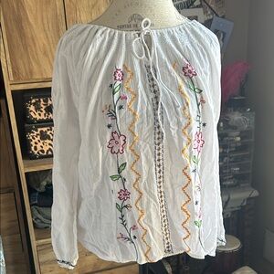 CLC Embroidered White Peasant Blouse - XL